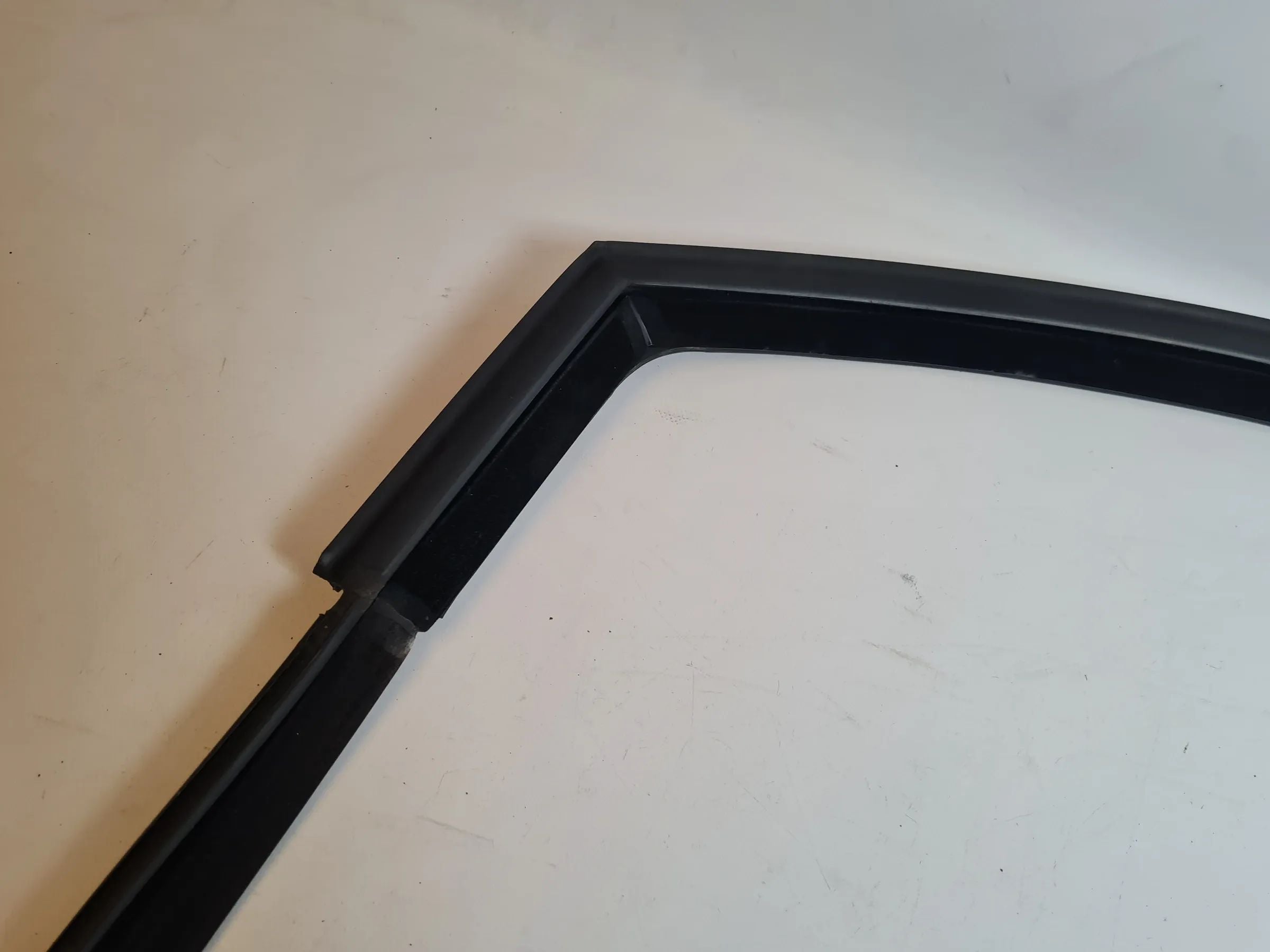 Seat Ibiza IV (6J5/6P1) Fensterführung Leiste Vorne Links 6J4837431FD