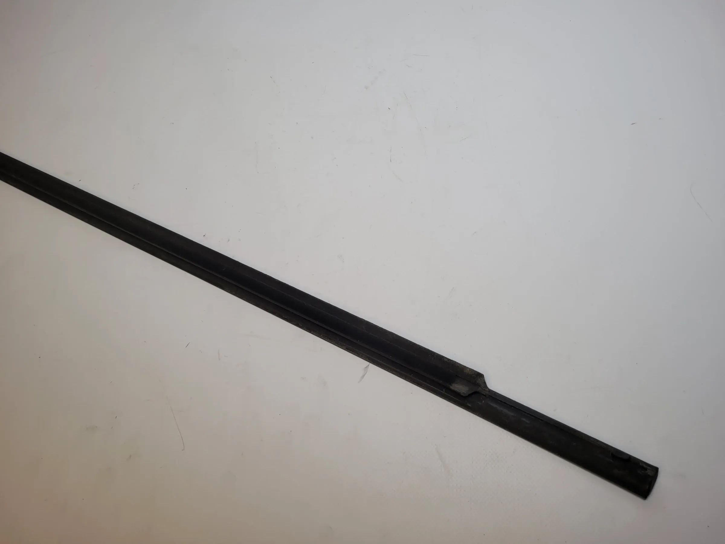 Fiat Punto Grande 199 Fensterschachtleiste Dichtung Vorne Rechts Original