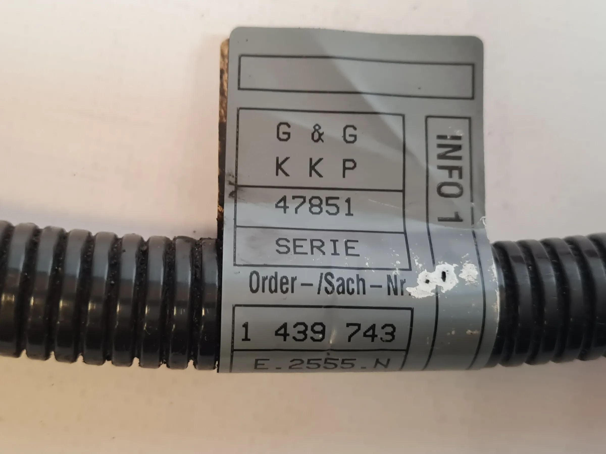 BMW E46 X5 E53 E60 E65 X3 E83 Z4 E85 Z3 Kabel Licht Maschine Anlasser 1439743