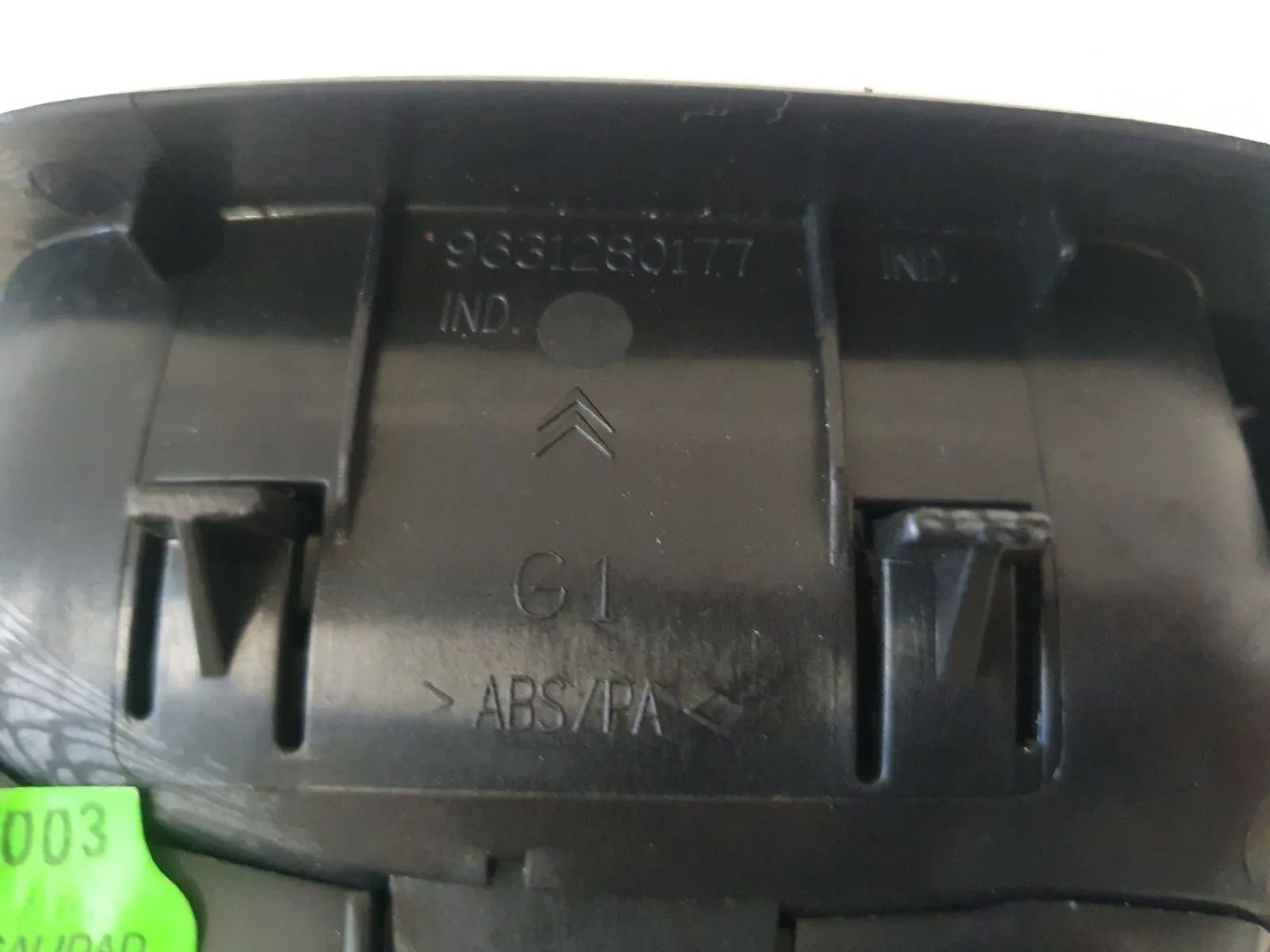 シトロエン Xsara Picasso 純正 左側 ダッシュボード エアベントグリル 9631280177 カーボンルック