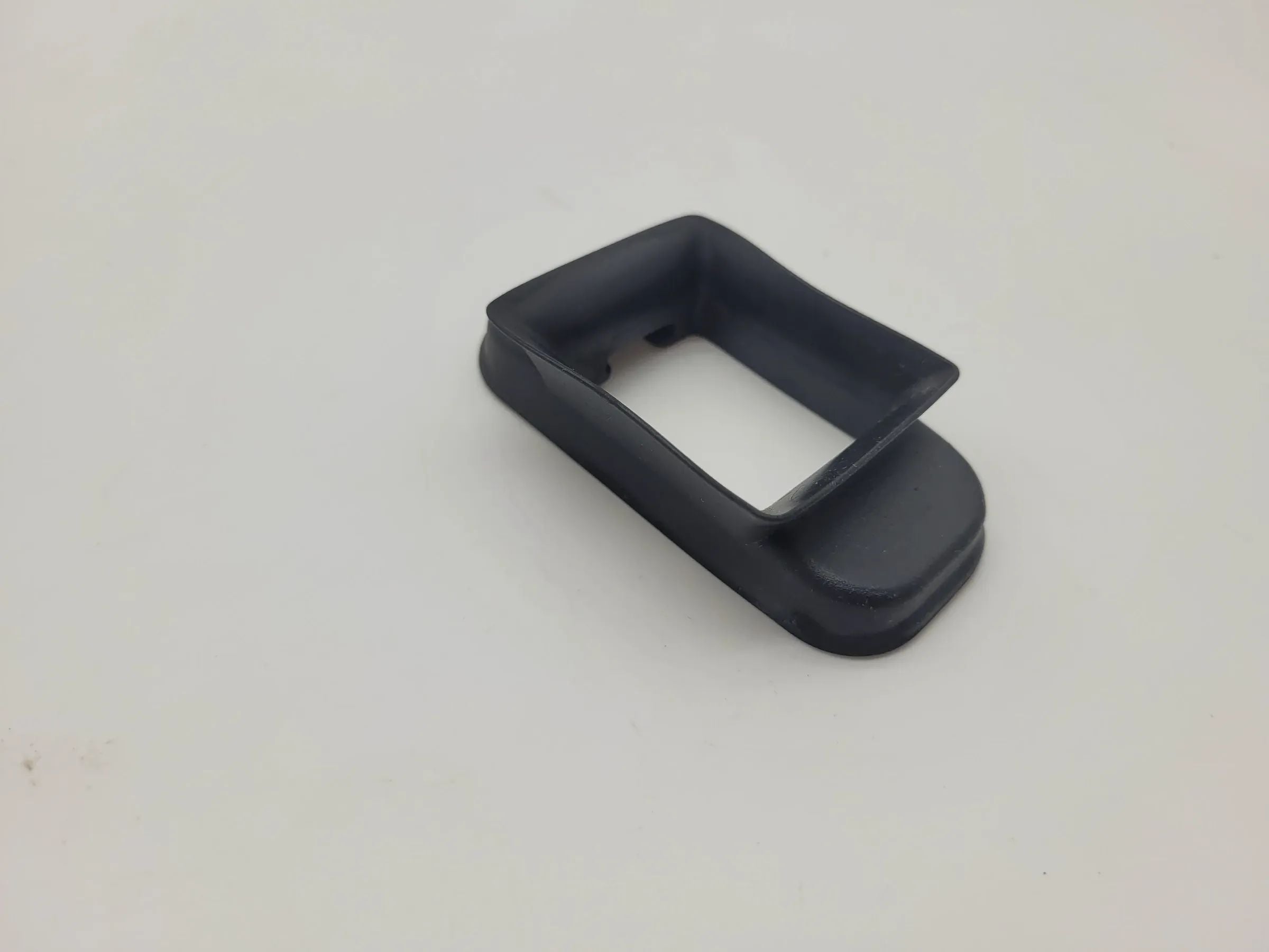 BMW 5er Touring E39 Dichtung Türfangband Turbremse L/R 51.22-8203824 (Original)