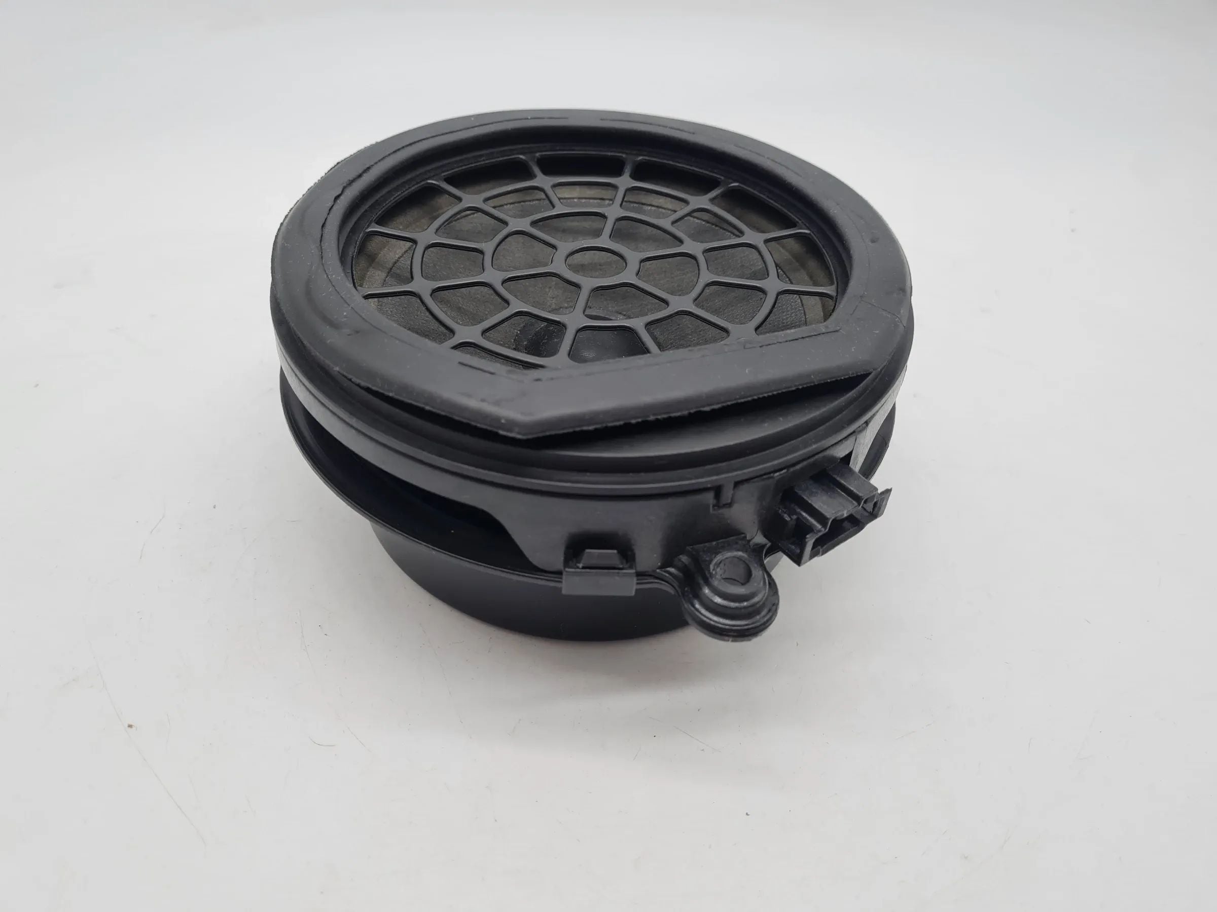Original Mercedes-Benz C-Klasse (CL203) Lautsprecher Box L/R A2038204002