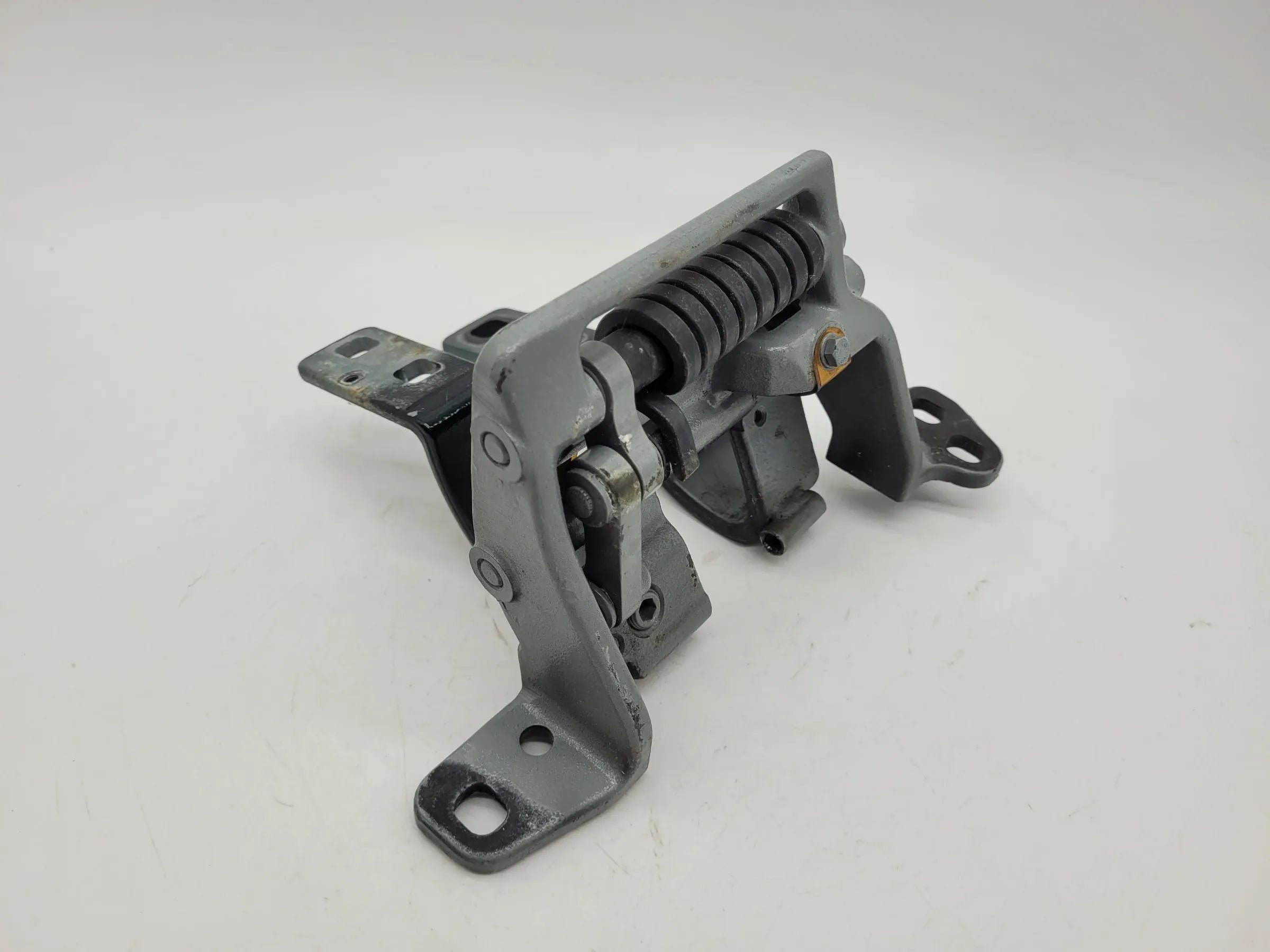 BMW 5er Touring E61 Heckklappe Scharnier Links 7061383 Original