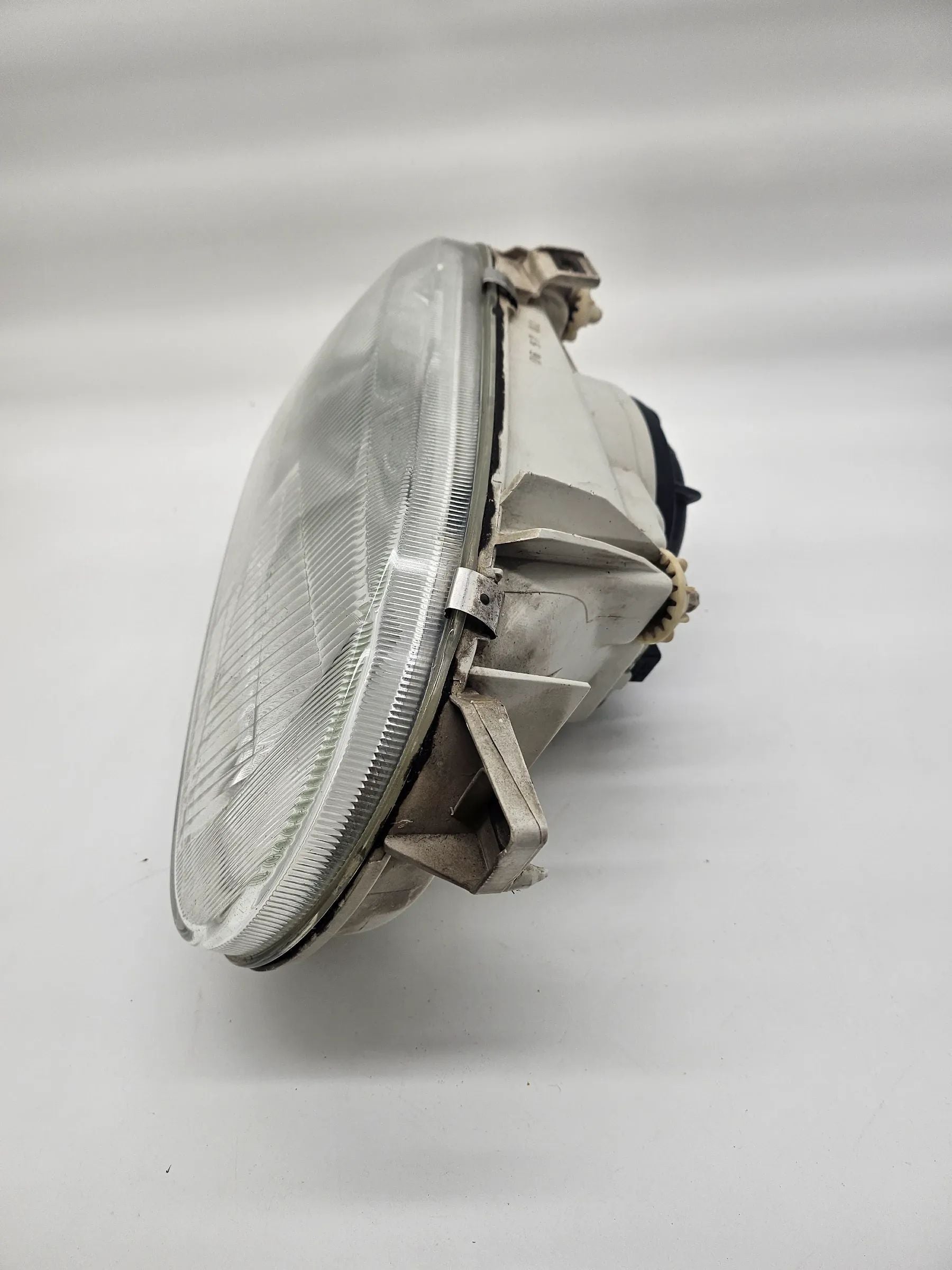 VW Golf 3 1H headlight headlight main headlight right 18474R 