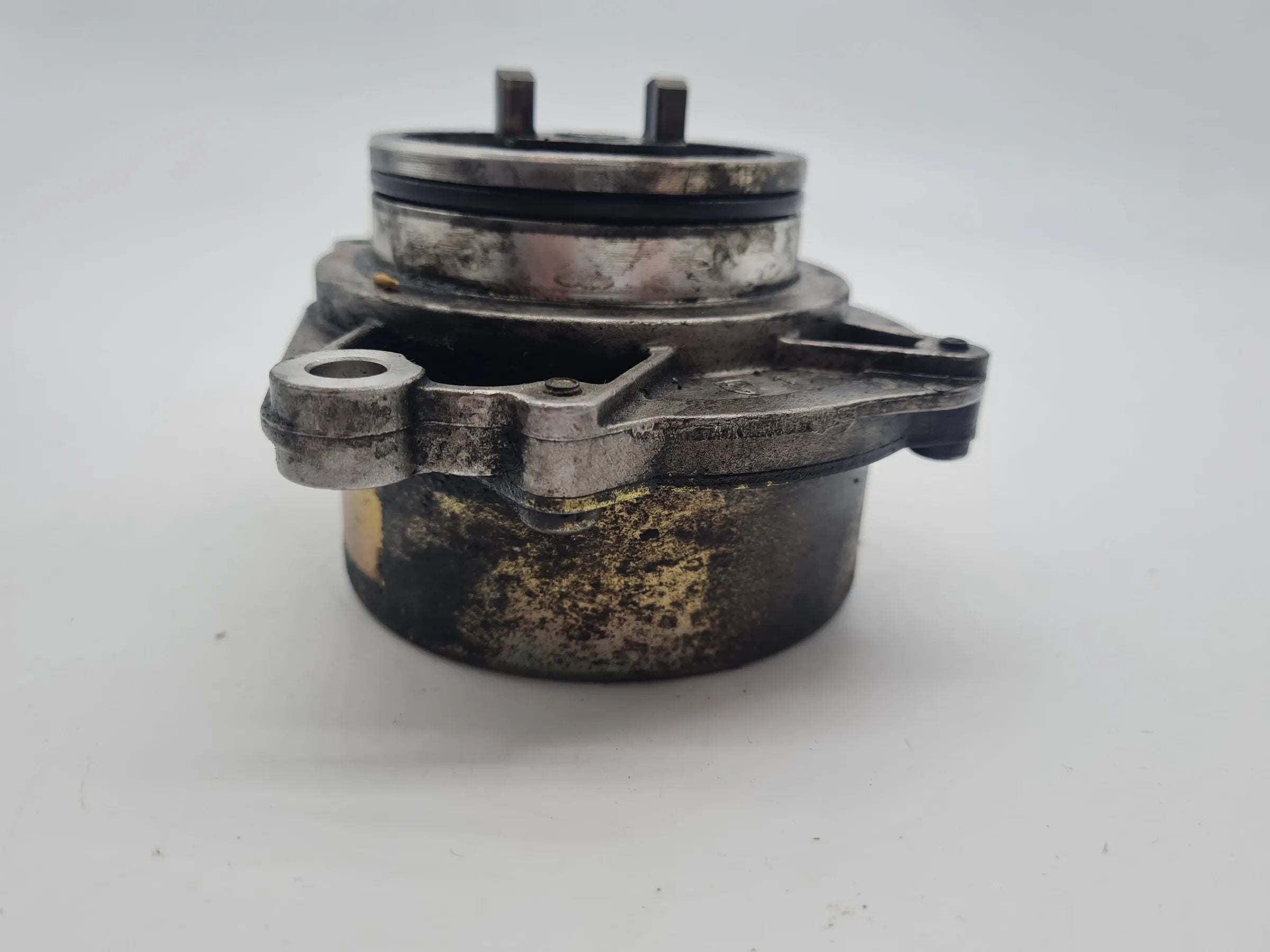 Original BMW X5 (E53) Vakuumpumpe Unterdruckpumpe 7786841