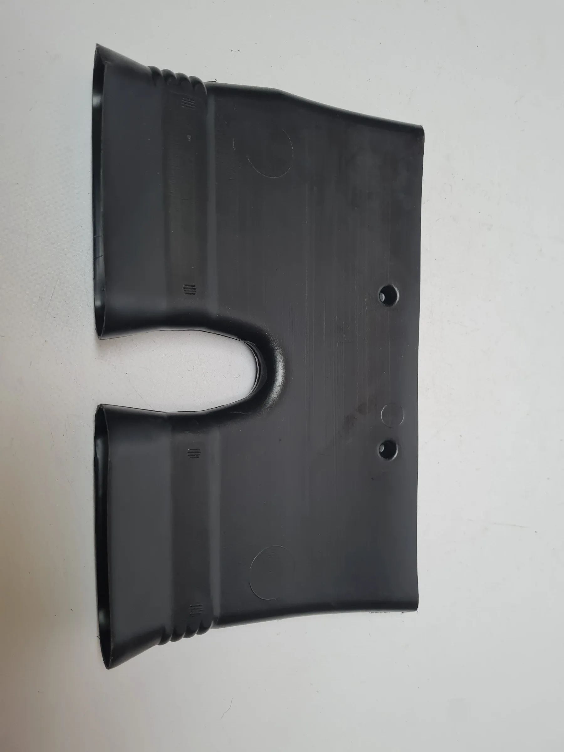 Original BMW X5 (E53) Fußbodenheizung Luftkanal Links 8408771