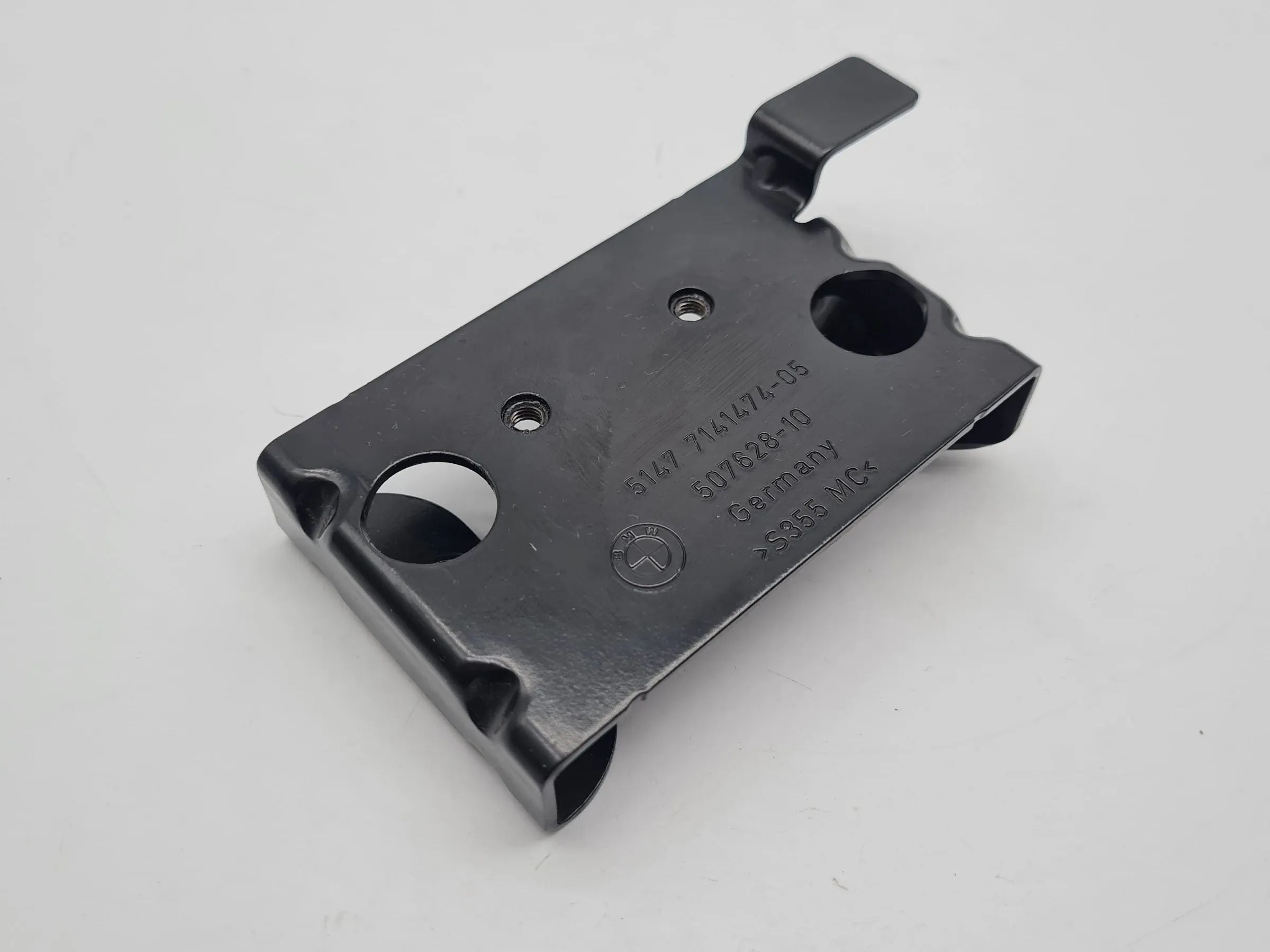 Original BMW 3er (E91) Halterung Kofferraum Rollo Adapter Rechts 51.47-7141474