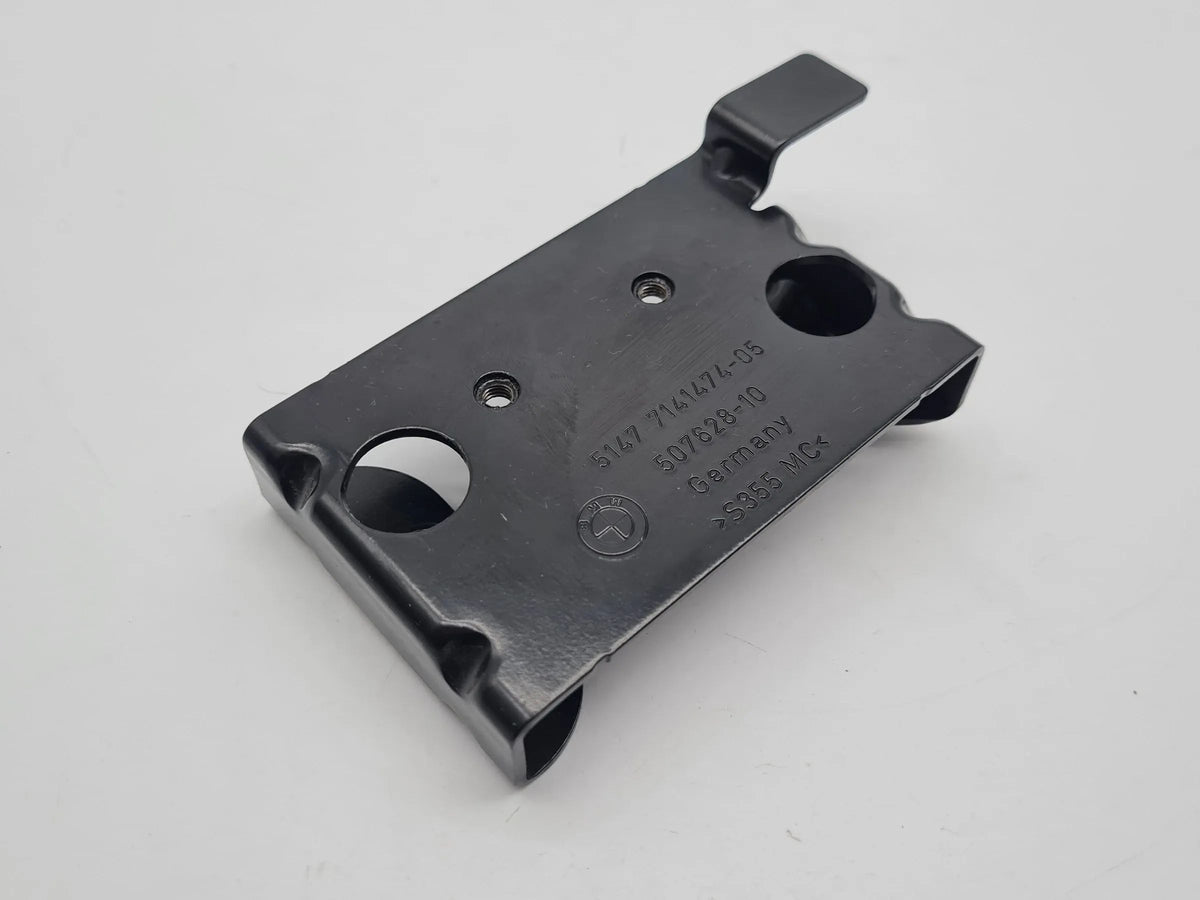 Original BMW 3er (E91) Halterung Kofferraum Rollo Adapter Rechts 51.47-7141474