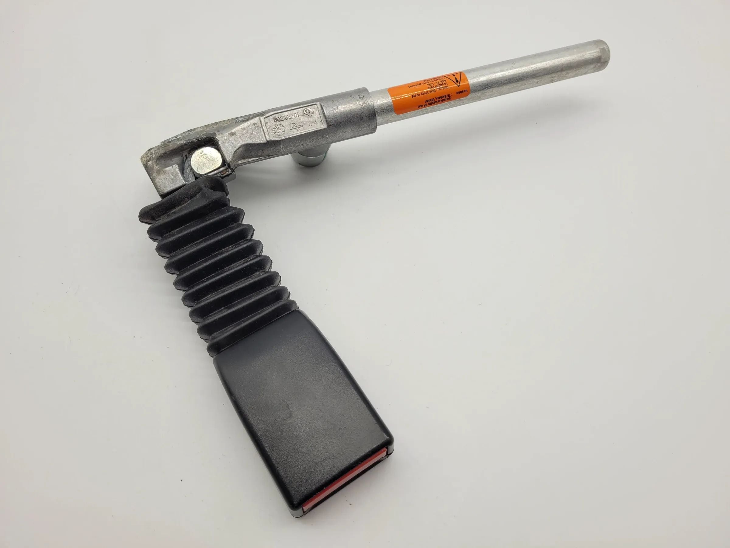 Original Mercedes-Benz C-Klasse Sicherheitsgurt / Gurtschloss Rechts A2038601869