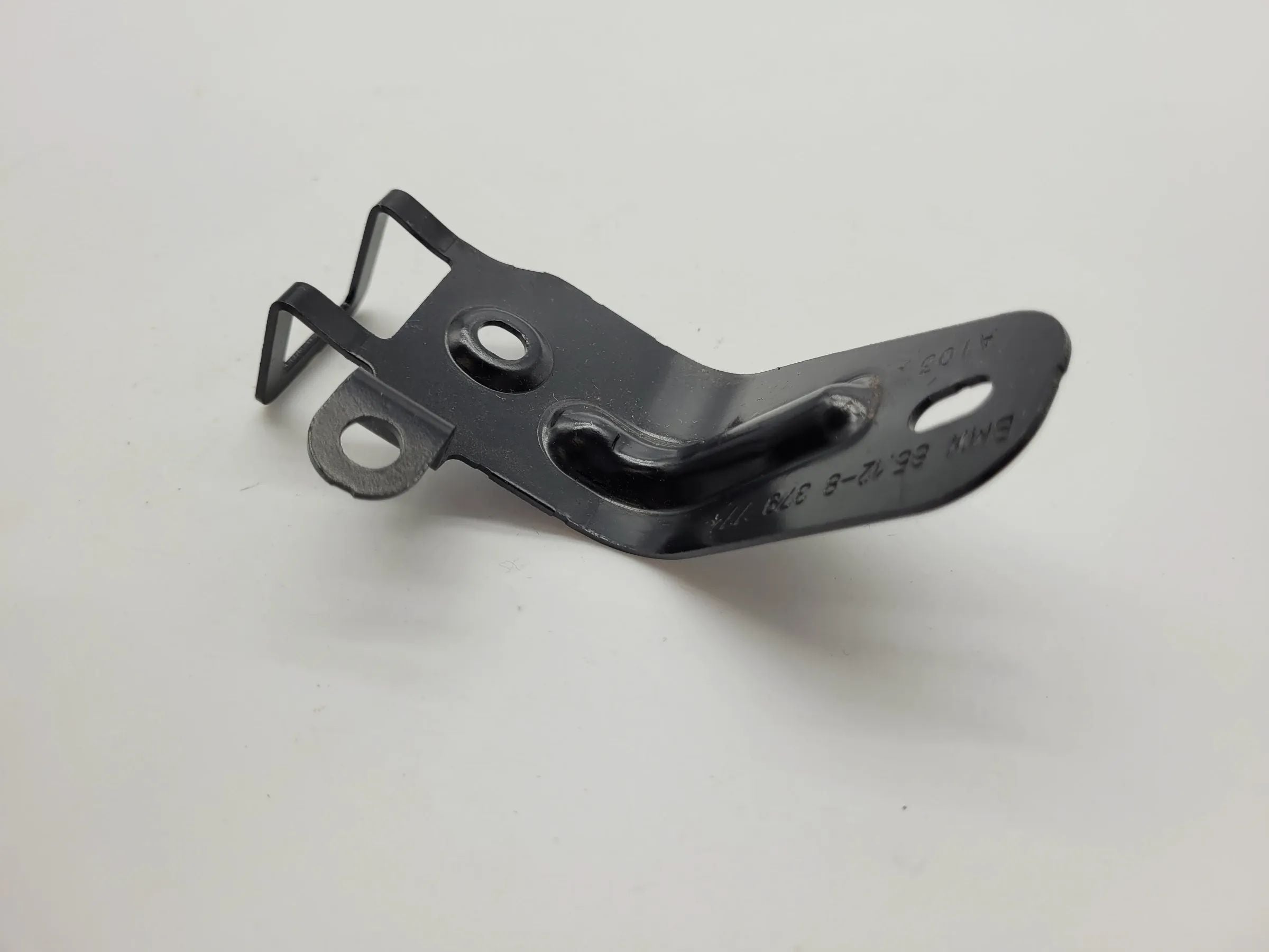 Original BMW X5 (E53) Teilehalter Bord Monitor Radio 65.12-8379774