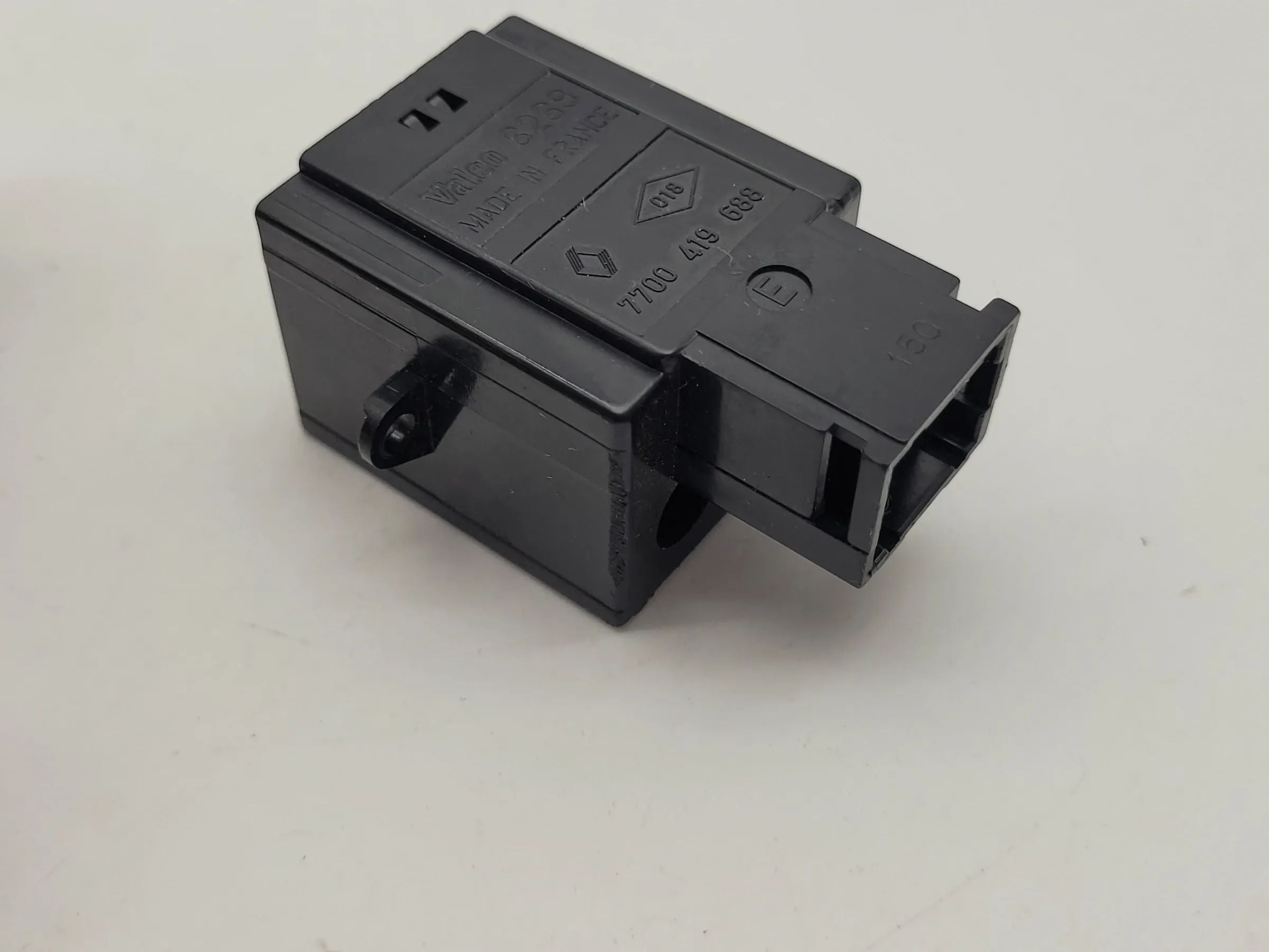 Original Renault Laguna I (556/B56) Schalter Knopf DIS / REP 7700419688