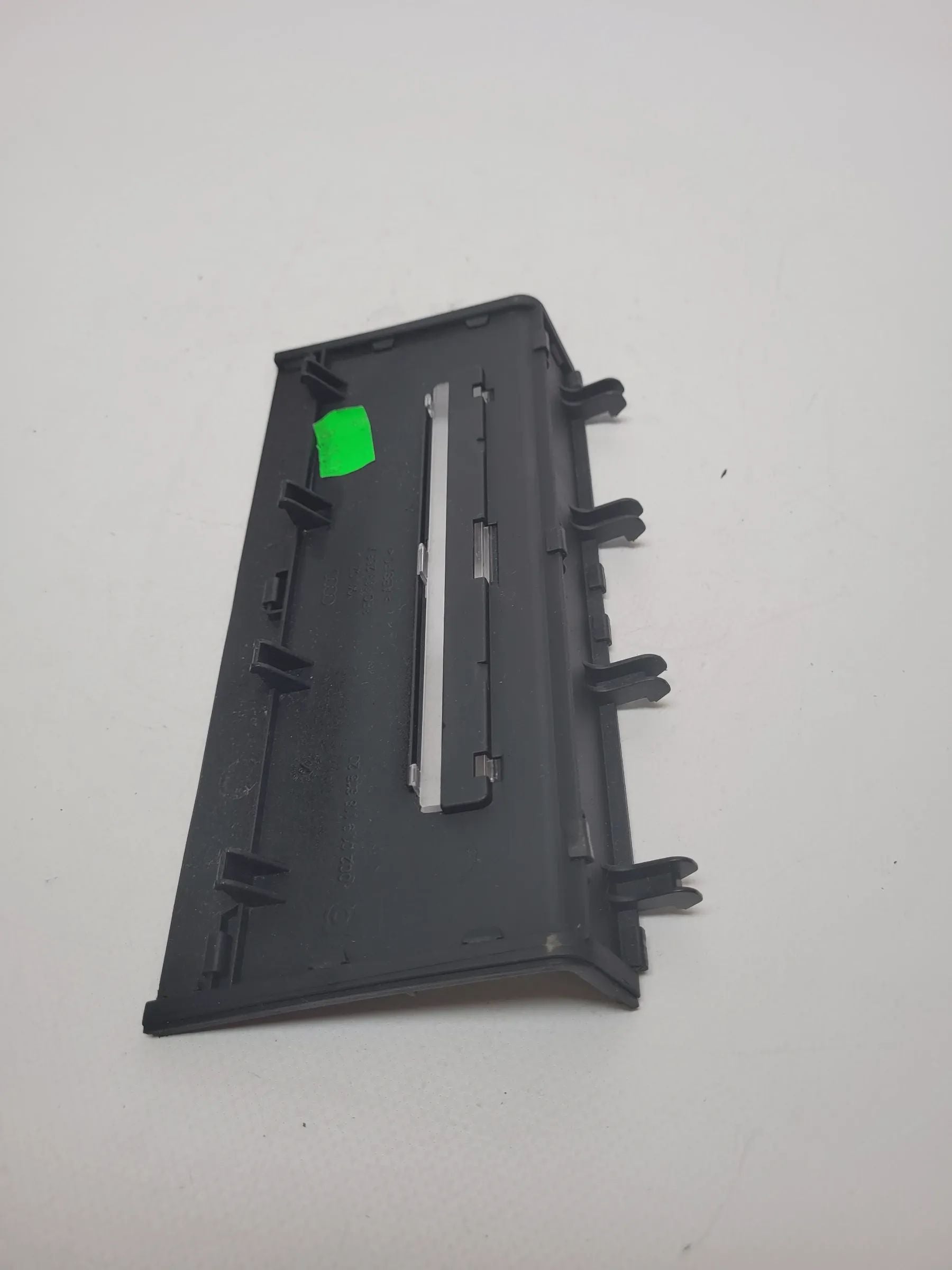 Original Audi A4 (8E/B6/B7) Blende Mittelkonsole 8e0863263A