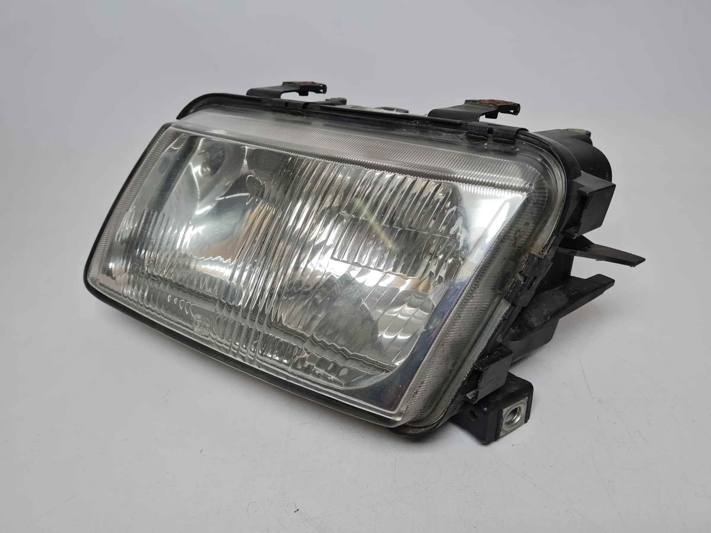 Original Audi A 3 (8L) Scheinwerfer / Frontleuchte Links 8L0941029 / 963 035-00