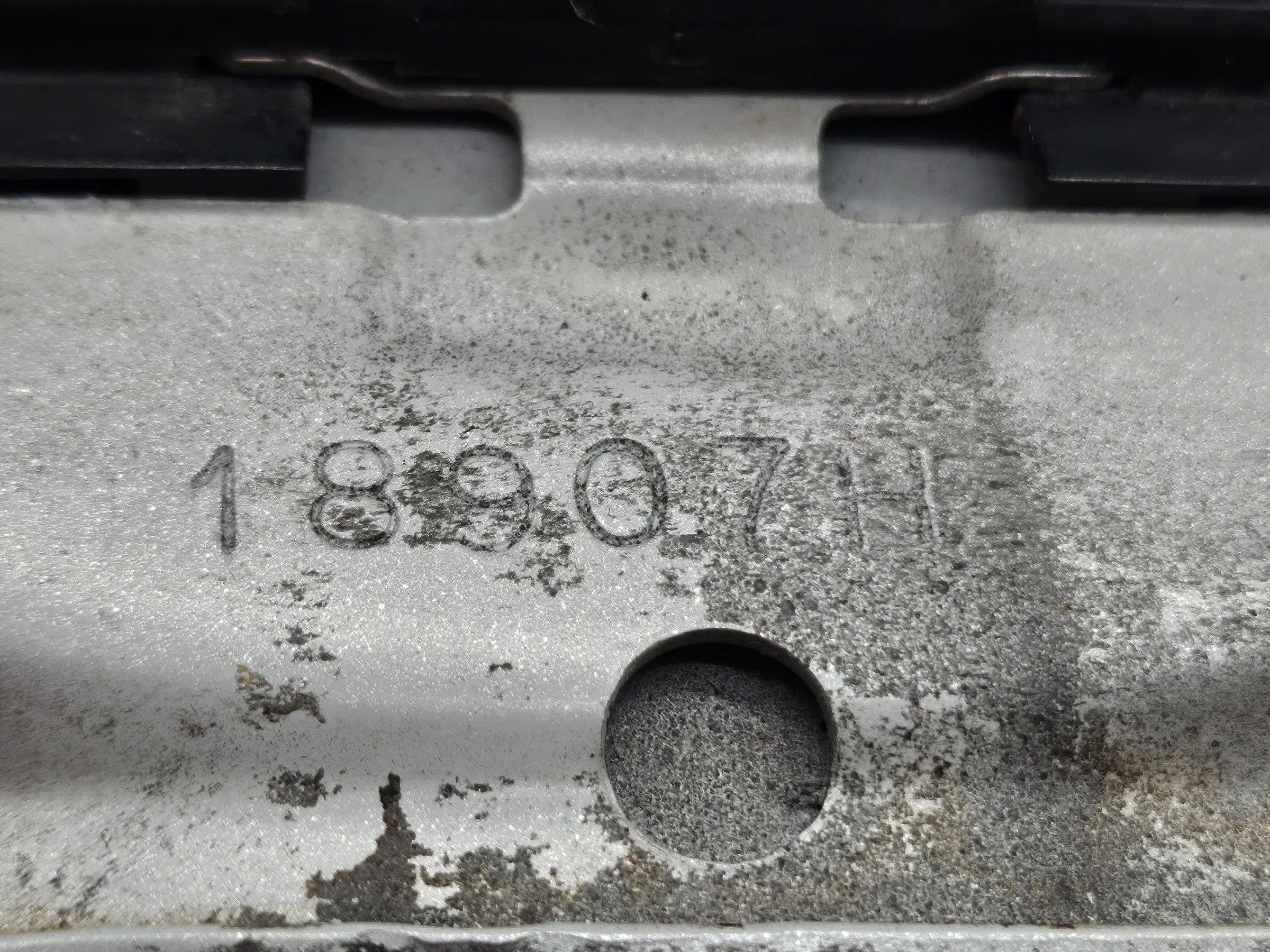 Oiginal BMW X5  E53 Tankklappe Tankdeckel Titansilber 51177001027