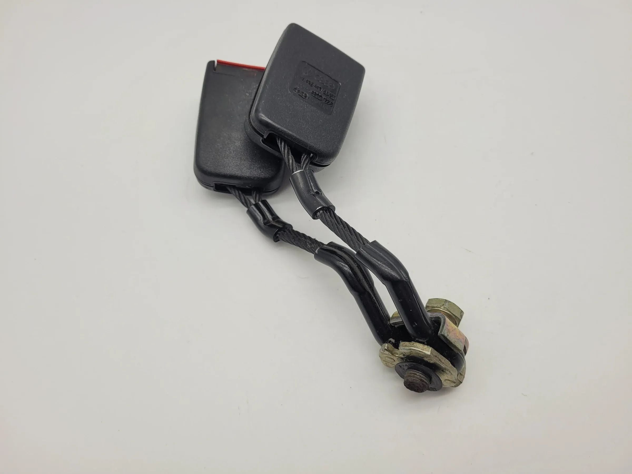 Original VW Golf IV 4 (1J5/1J1) Sicherheitsgurtschloss Hinten Links 1J0857488