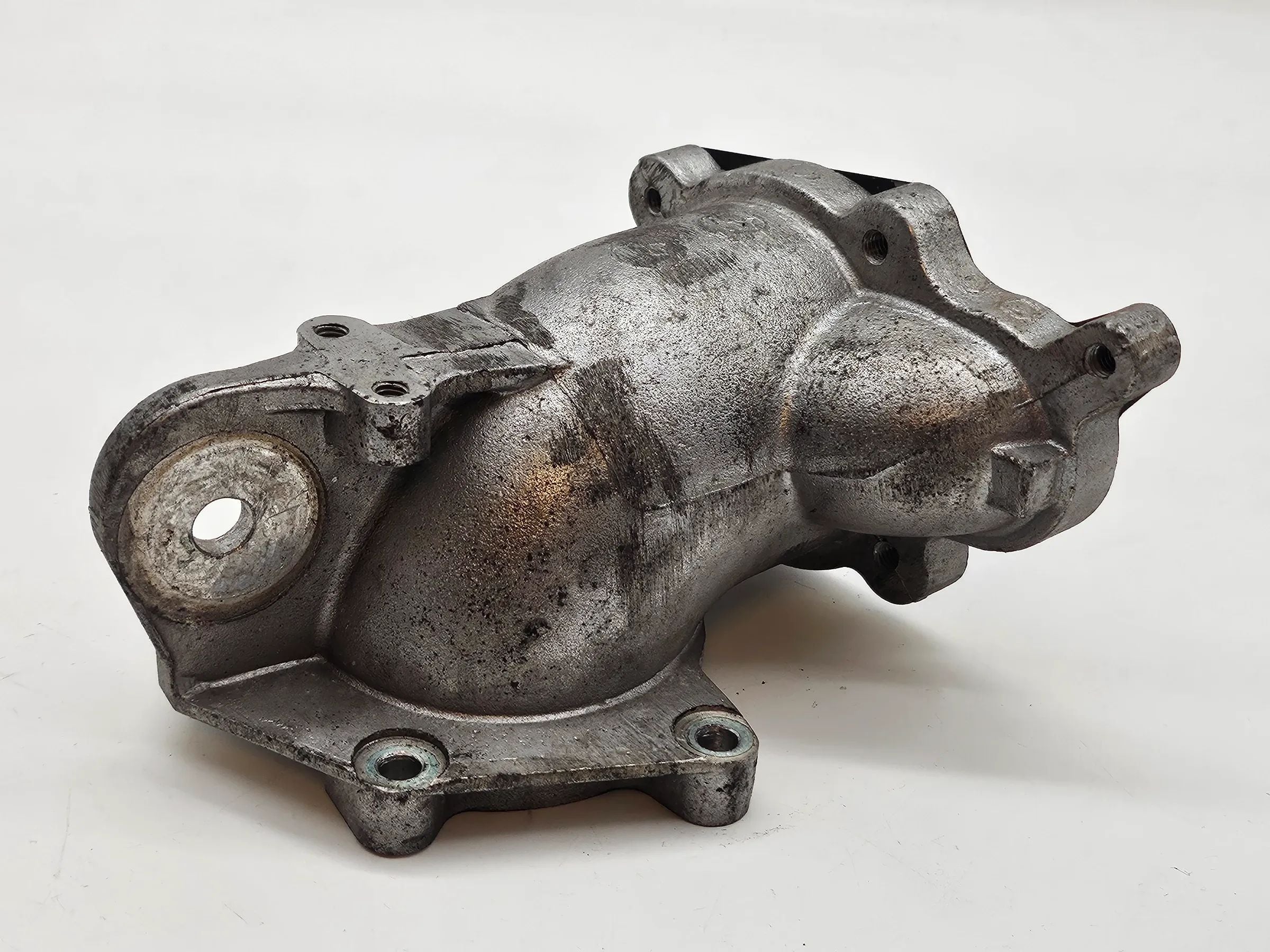 Audi A4 8E B6 2,0L FSI AWA Drosselklappenstutzen Bogen Ansaugbrücke 06D131569C