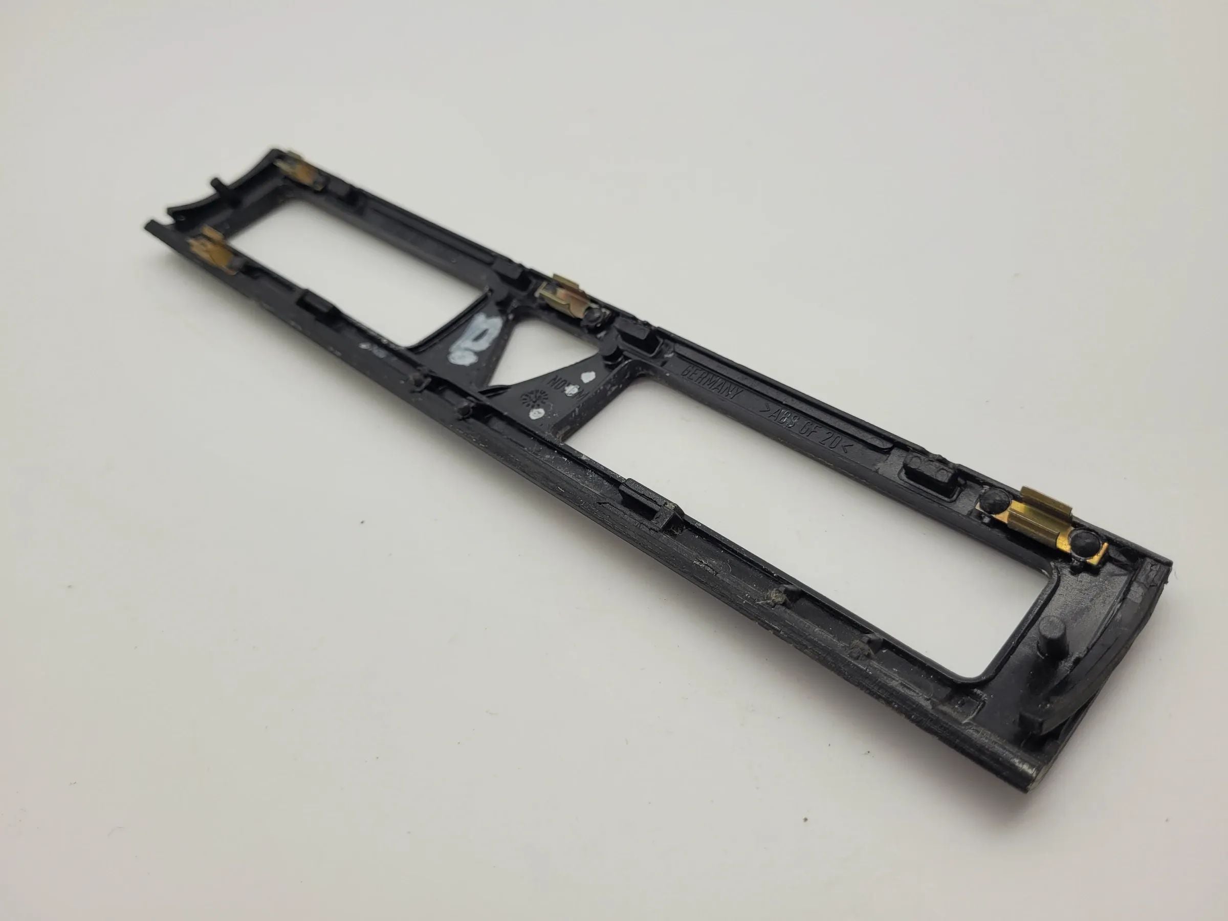 Original Audi A6 (4B) Dekorleiste / Zierleiste Mittelkonsole 4B0863321