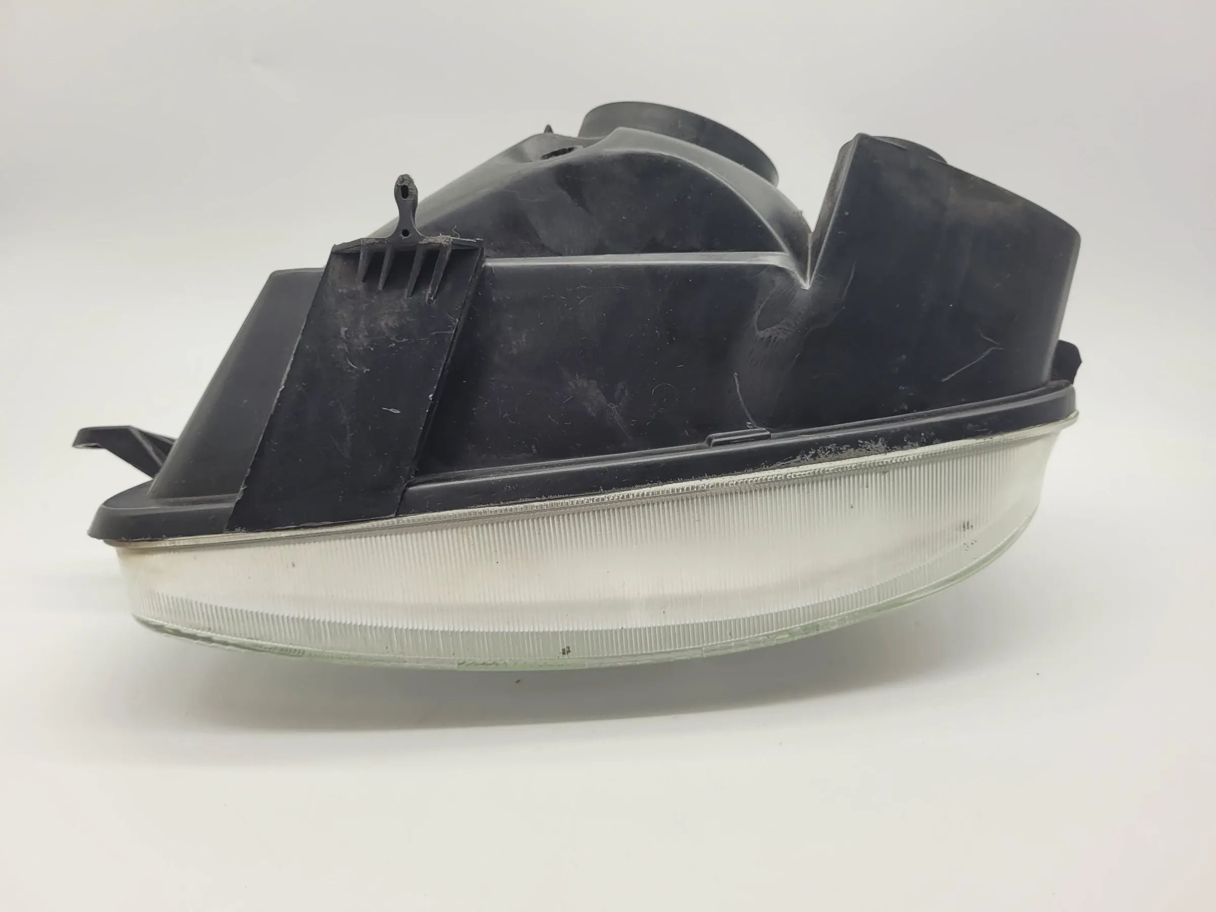 Original Opel Corsa B (S93) Scheinwerfer / Frontleuchte Rechts Hella 90444785