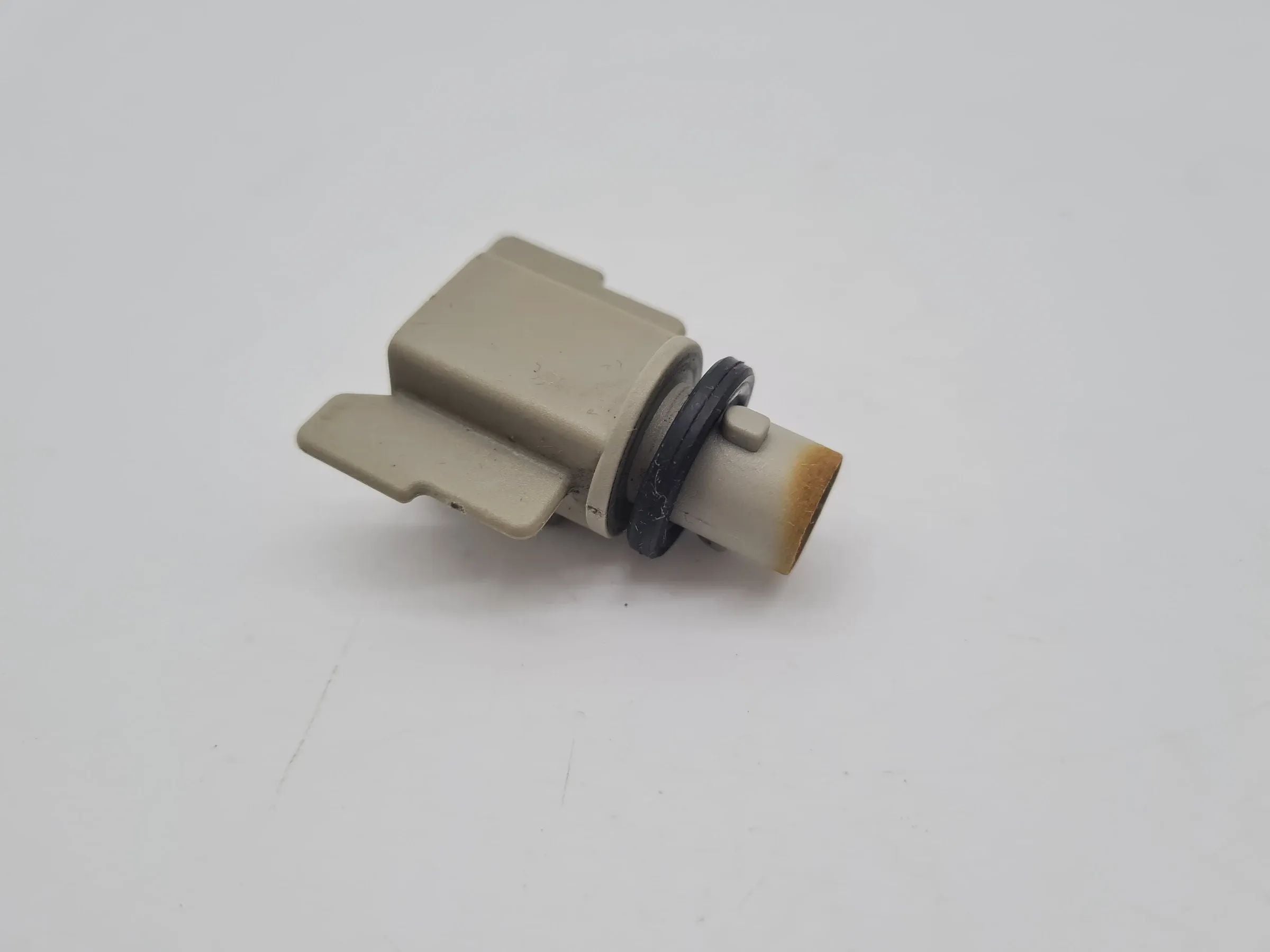 Original Nissan Micra II 2 (K11) Lampenträger / Fassung Standlicht L/R