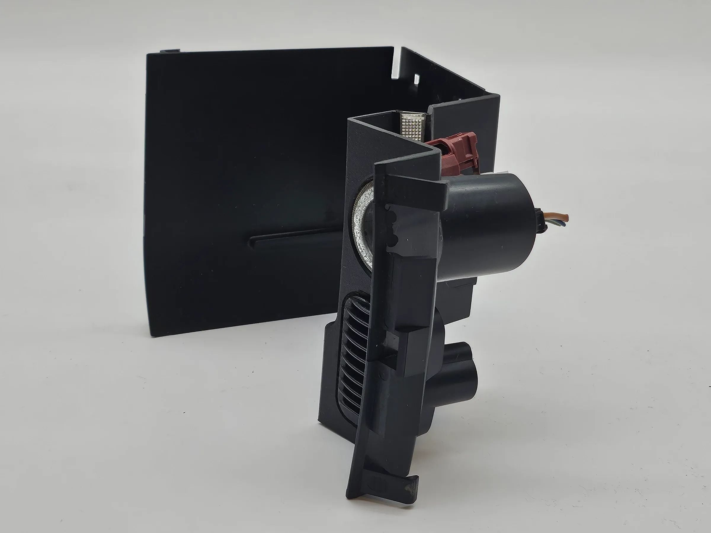 Original Mercedes CL 203 Abdeckung Mittelarmlehne Steckdose  A 2036801650