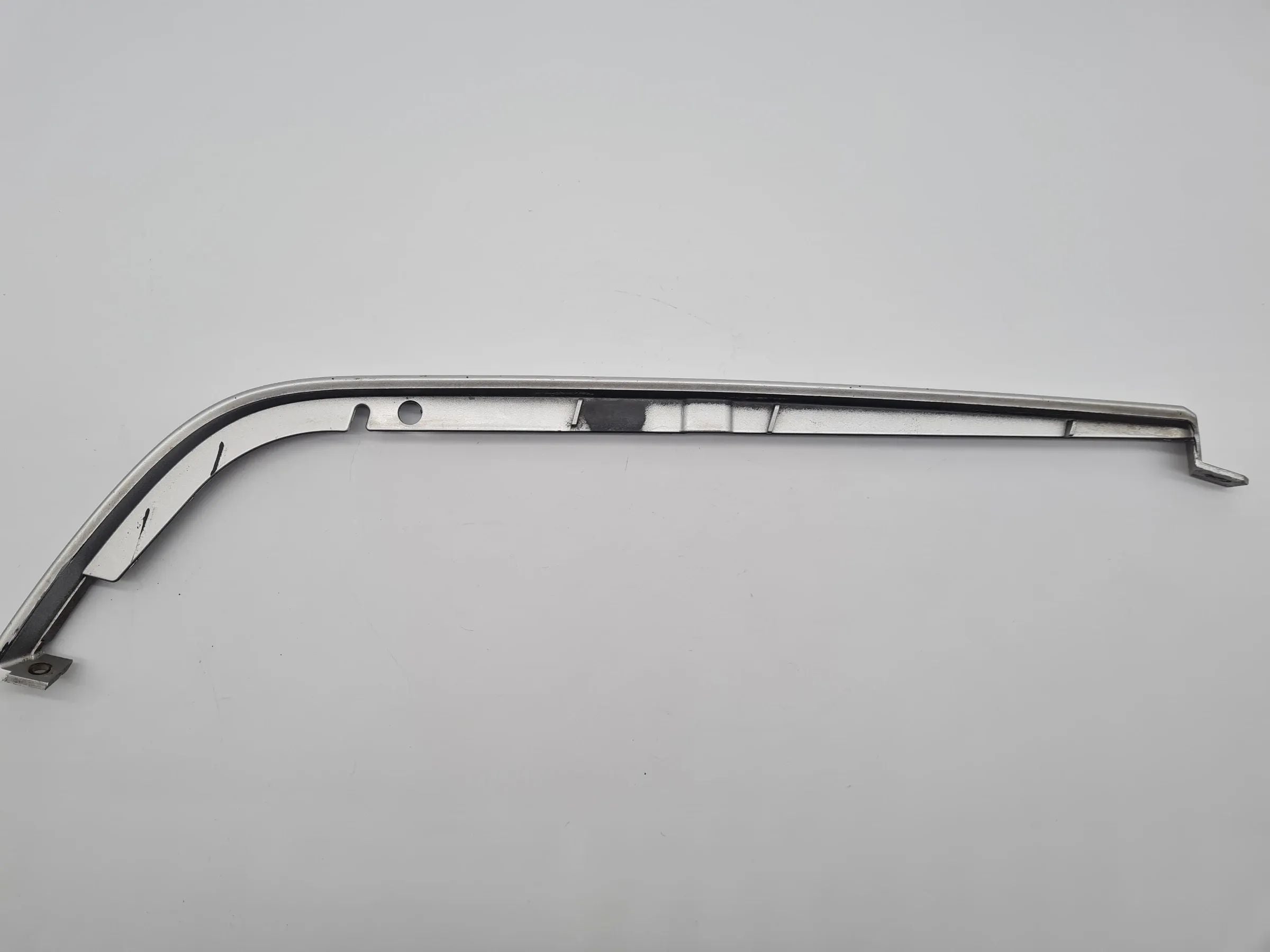 Original Mercedes-Benz C-Klasse W202 Scheinwerfer Leiste/Blende L. A2028260577