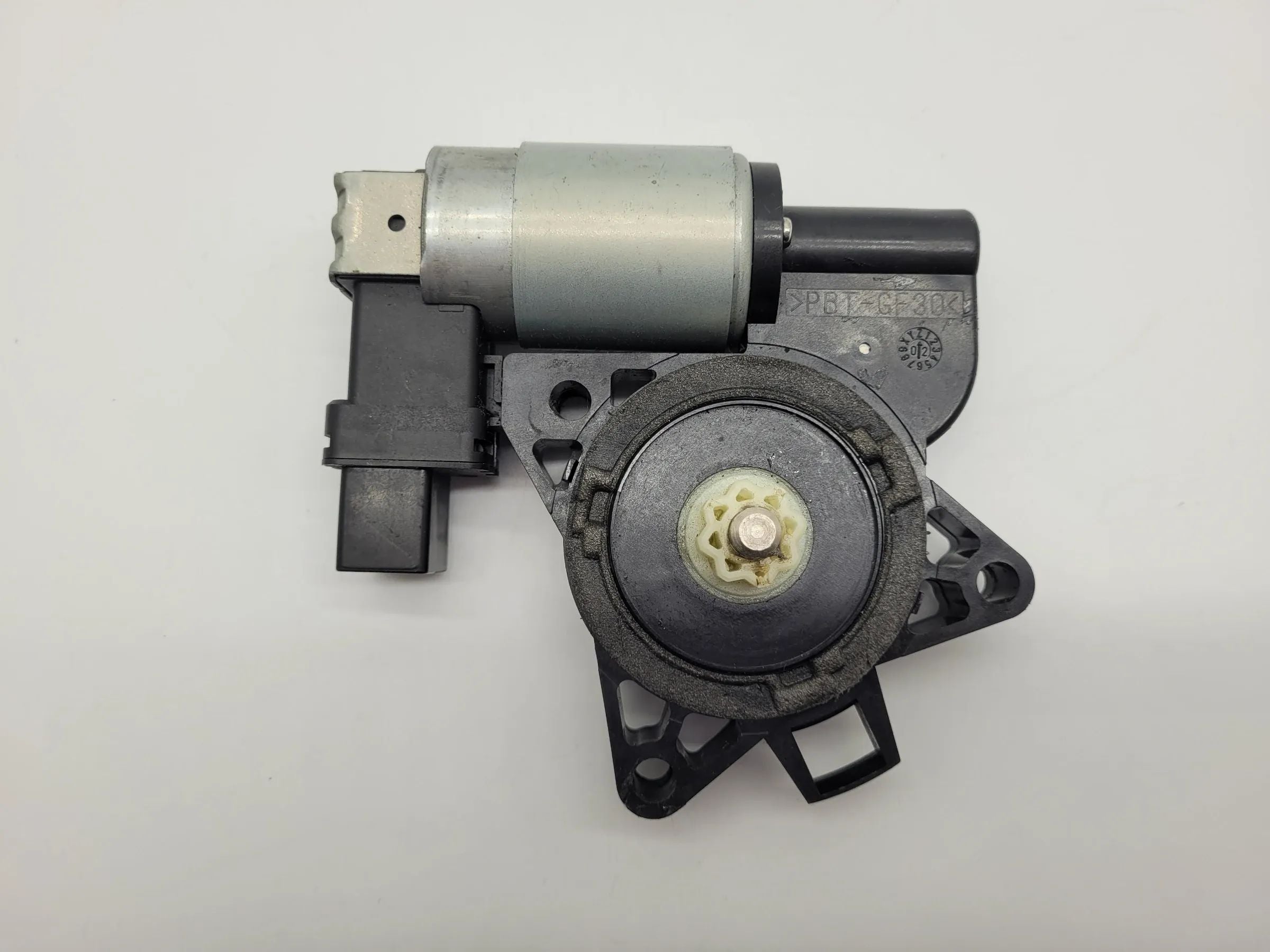 Original Mazda 6 (GG) Fensterheber Motor Antrieb Hinten Links CM011050