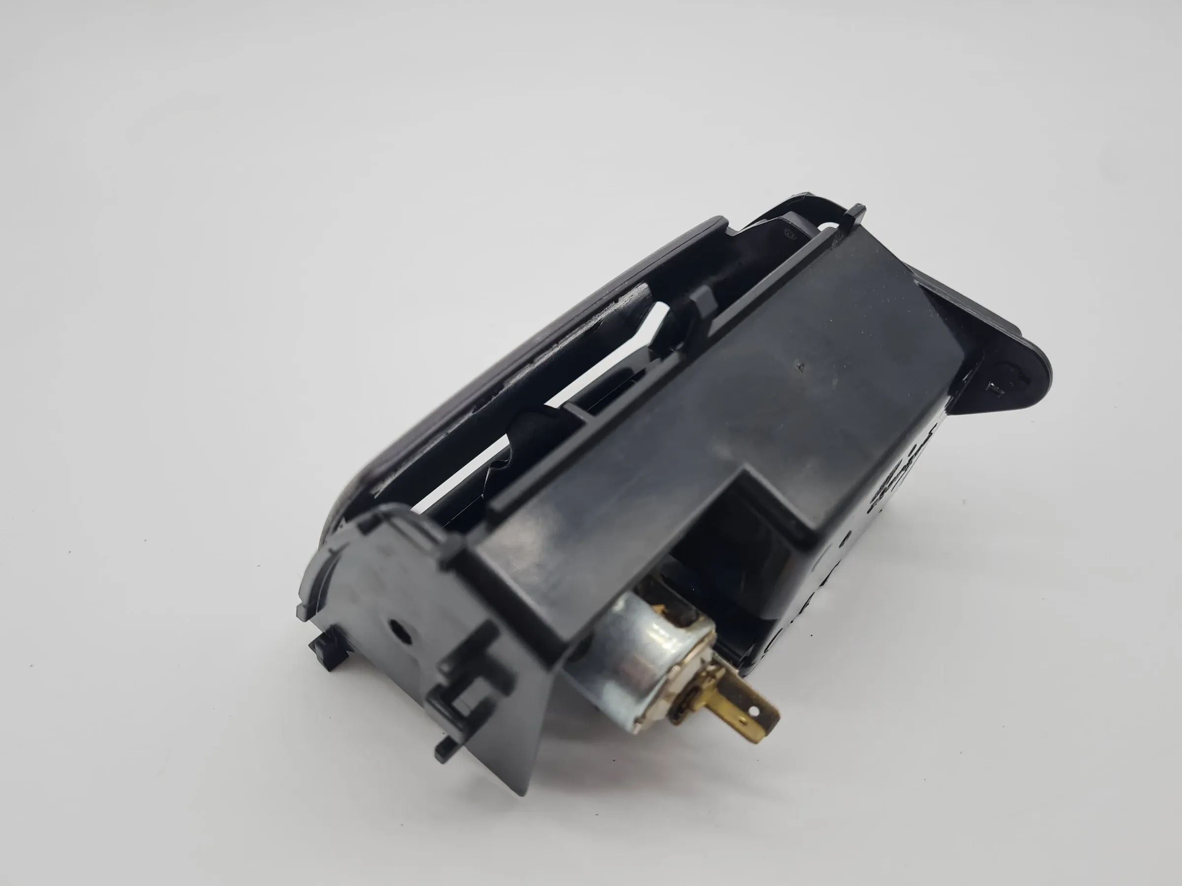 Original Mercedes-Benz A-Klasse (W168) Aschenbecher / Schaltknauf A1688100133