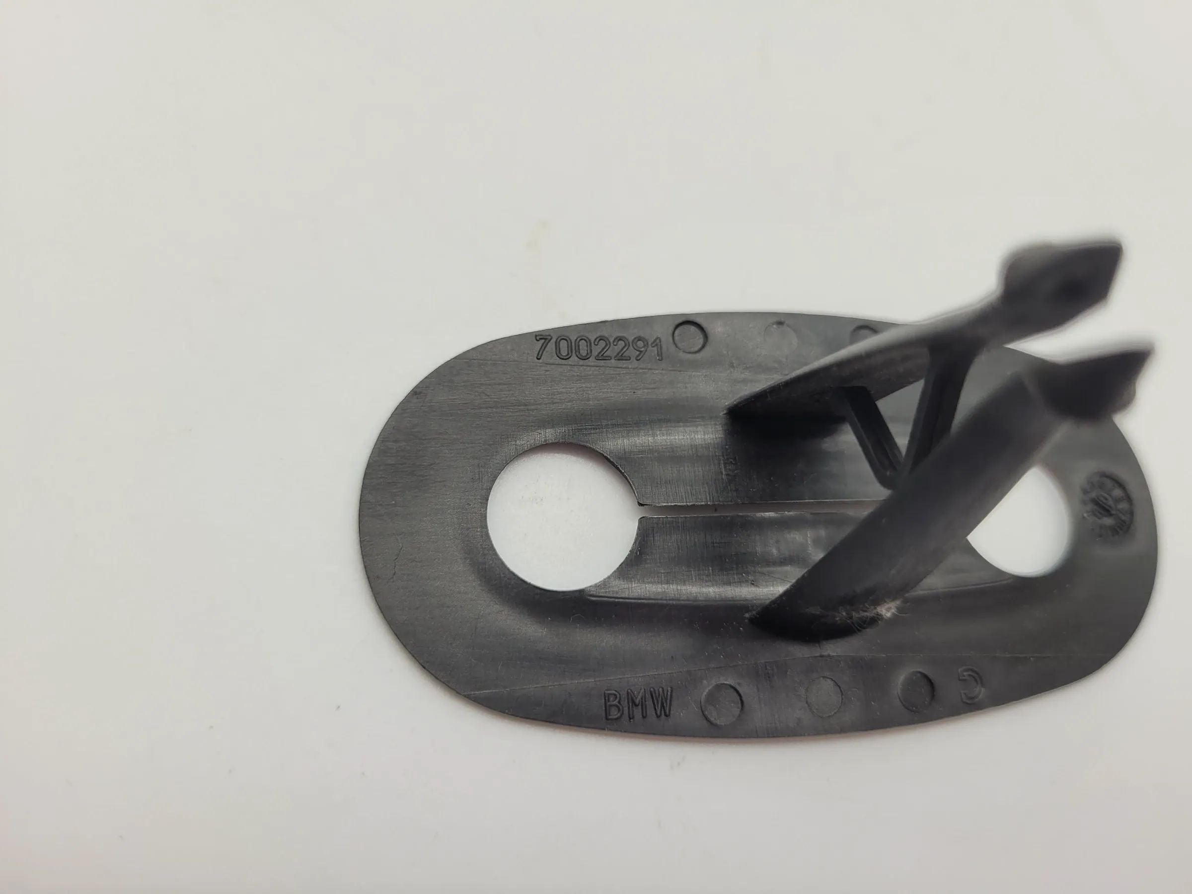 Original BMW X5 (E53) Rückbank Verriegelung Abdeckung Links 7002291