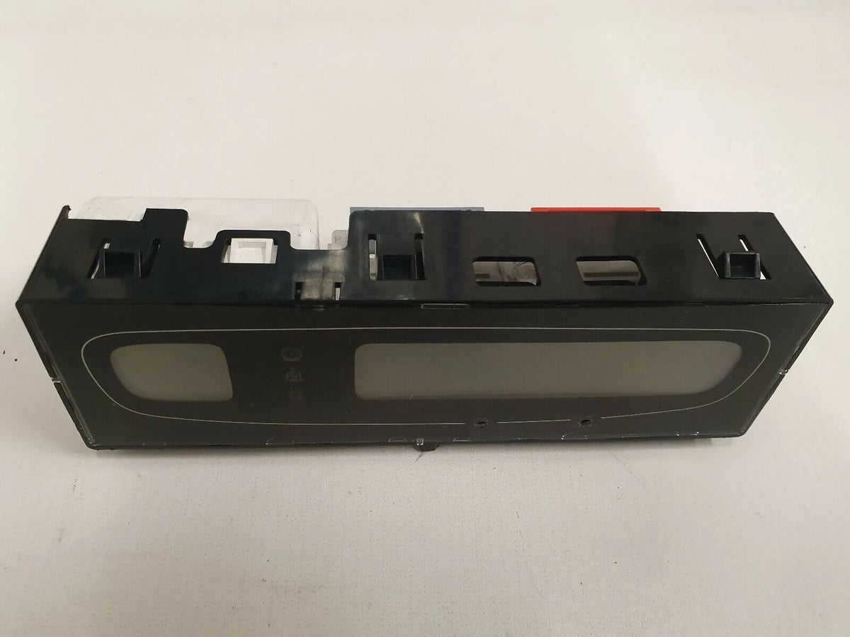 เรอโน ลากูน่า II 01-07 บอร์ดคอมพิวเตอร์ ดิจิตอลจอแสดงผล นาฬิกา หมายเลข P8200002604 A K18