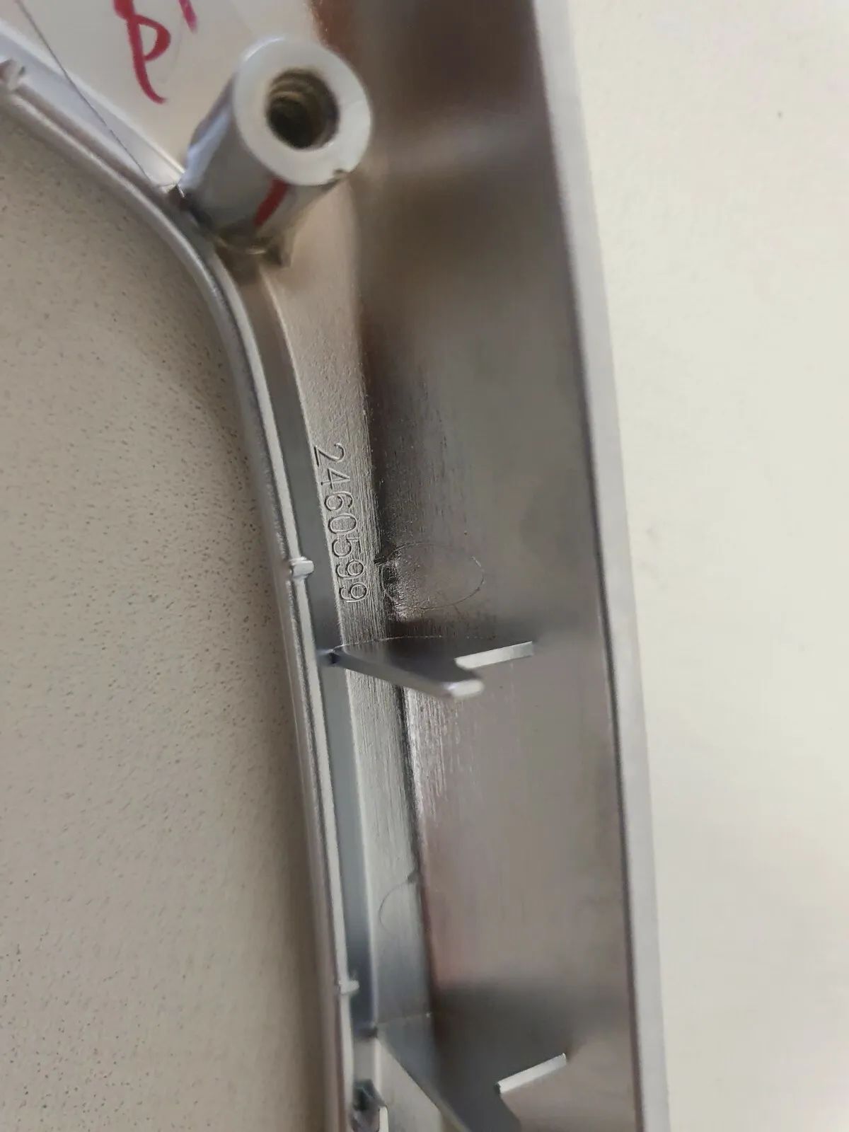 असली BMW 2460599 स्टीयरिंग व्हील स्पांज पट्टी सिल्वर