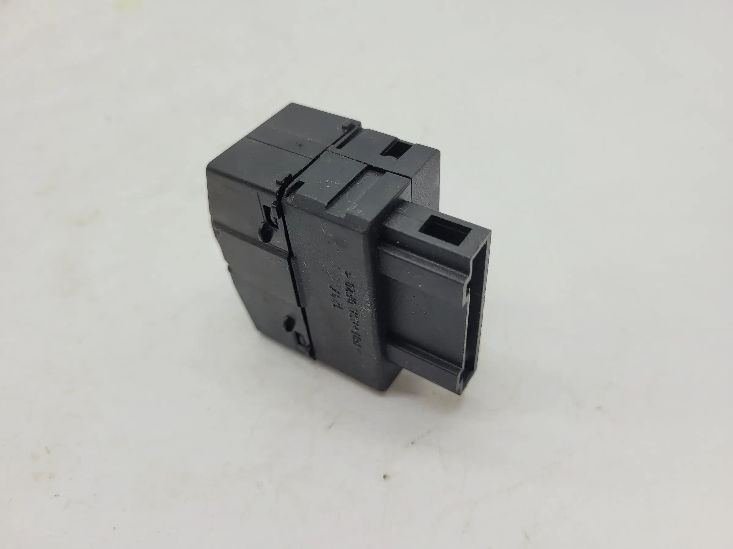 Audi A3 S3/8L Lautsprecher Subwoofer 8L0035381A Original