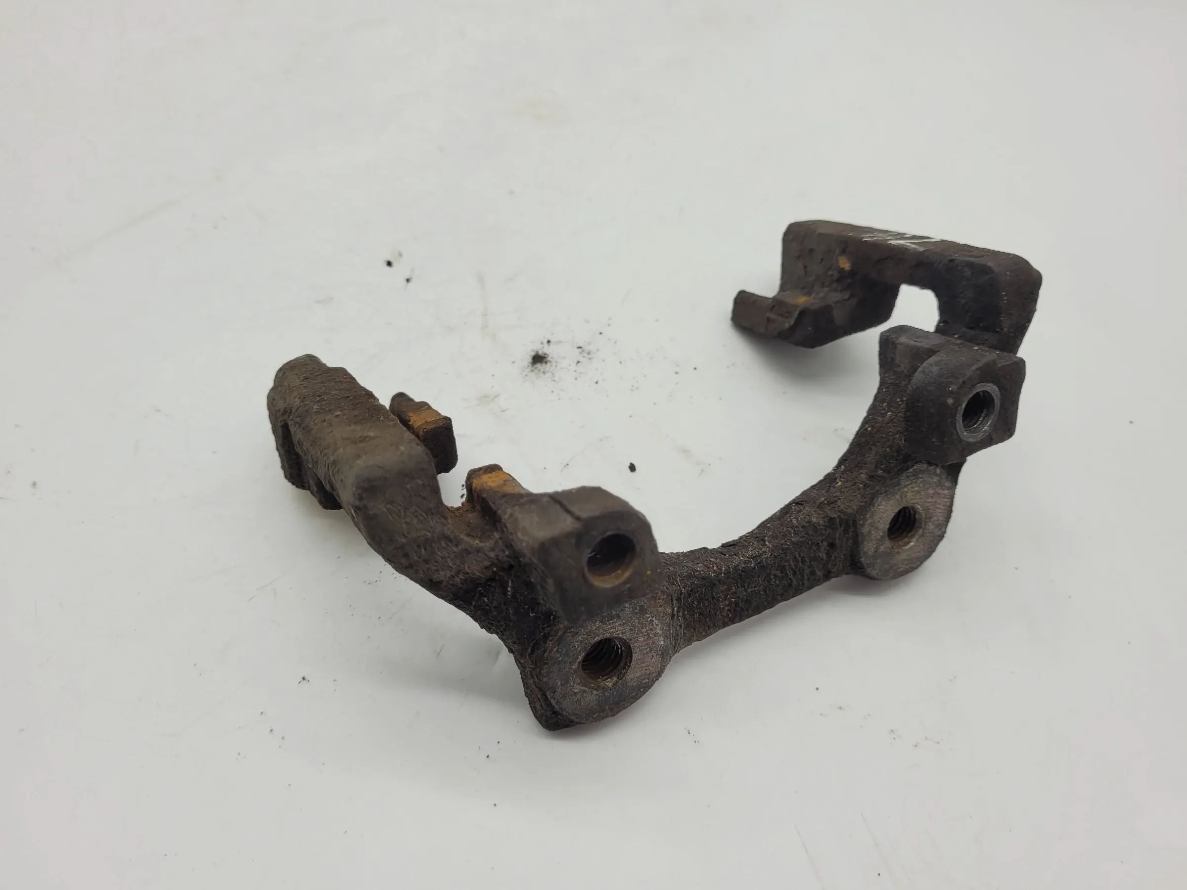 Original BMW 5er Touring E39 Bremssattel Halter L/R 4299457