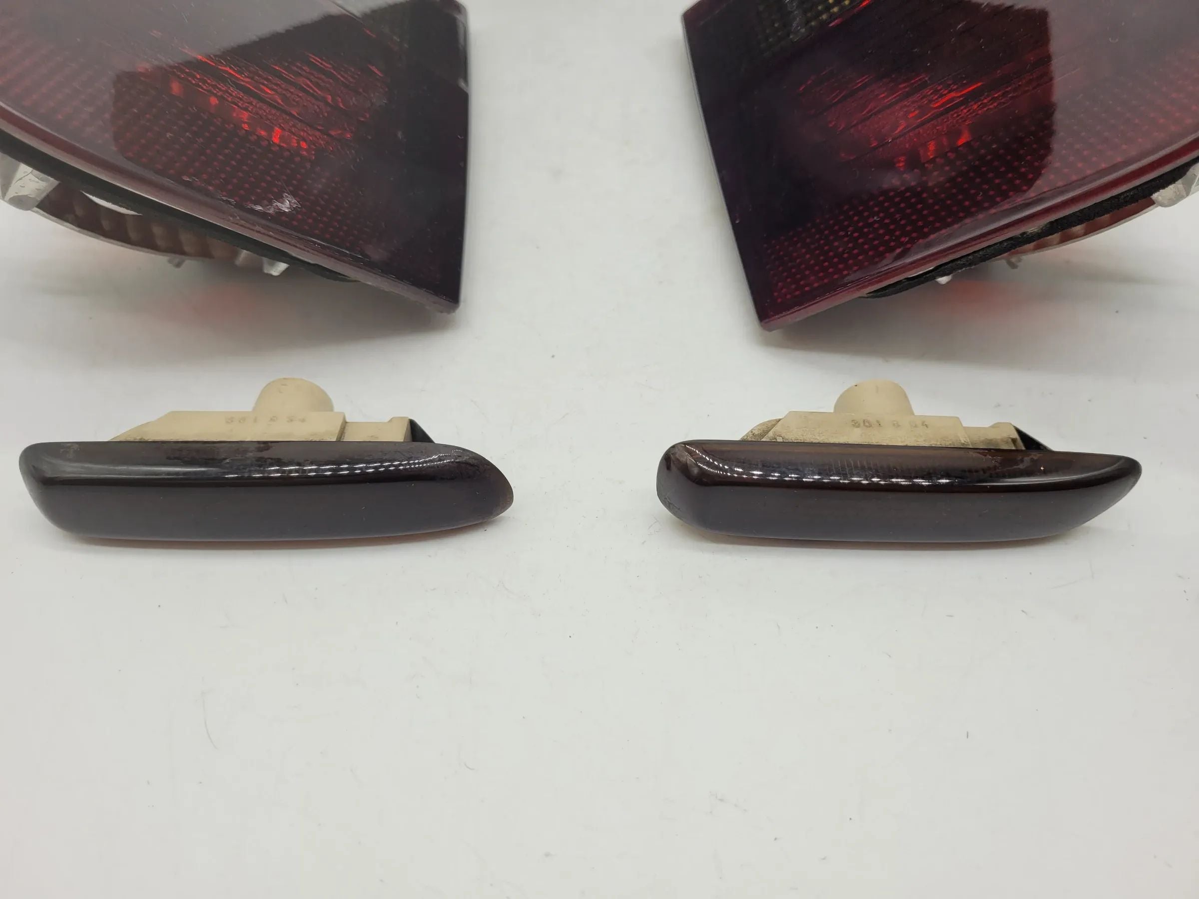 BMW 3er (E46) Rückleuchten Set Dunkel, 6-Teilig 8364921 / 8364922