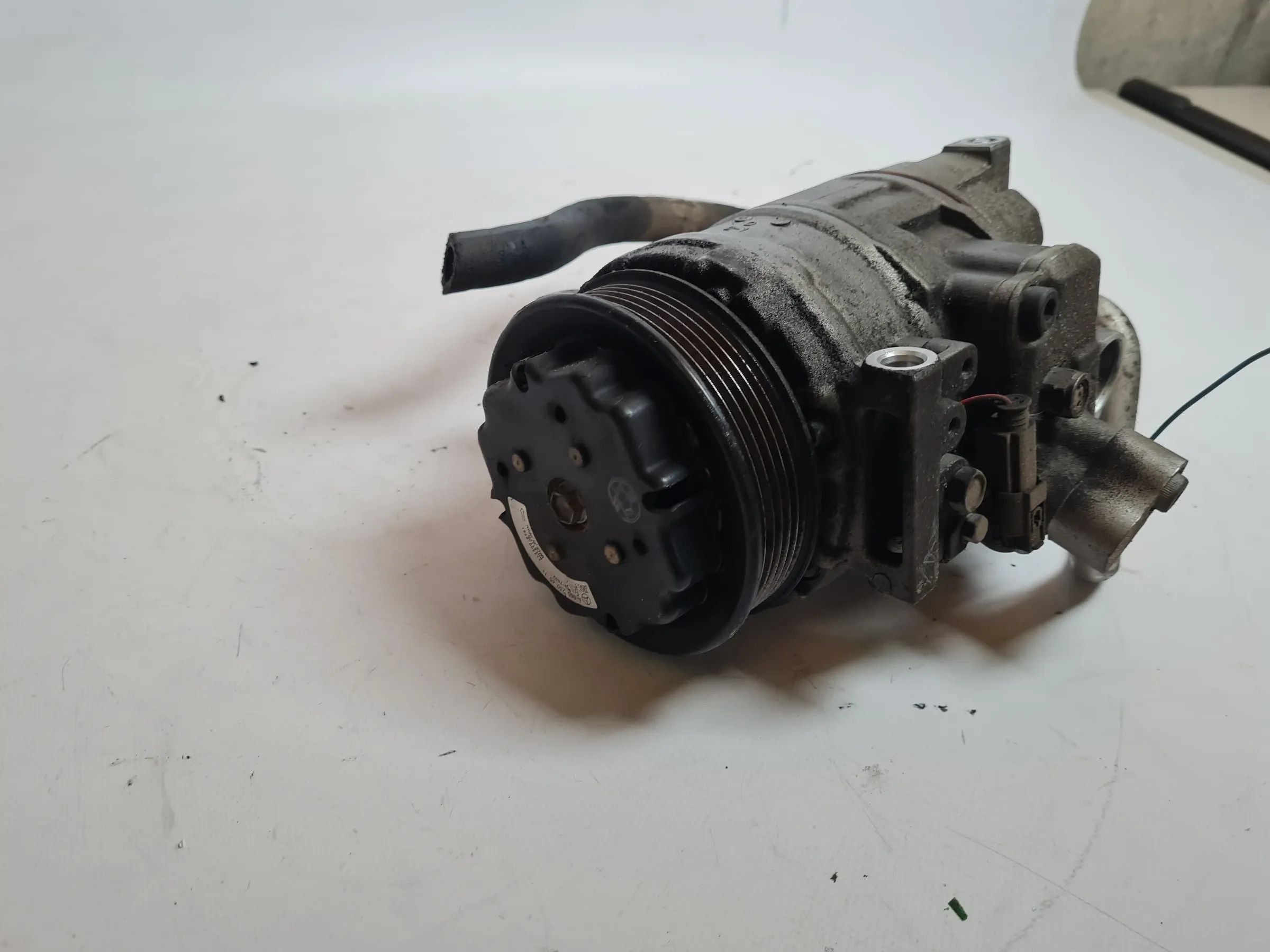 เครื่องอัดอากาศแอร์แท้สำหรับ Mercedes C-Klasse CL203 M111.955 A0002306511
