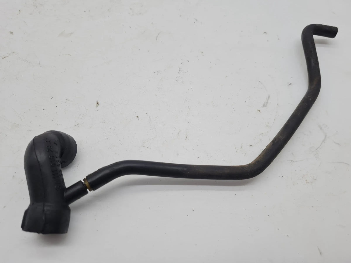 สายท่อยางกล่องเครื่องยนต์ Mercedes C-Klasse CL203 ของแท้ M111.955 A1110182982