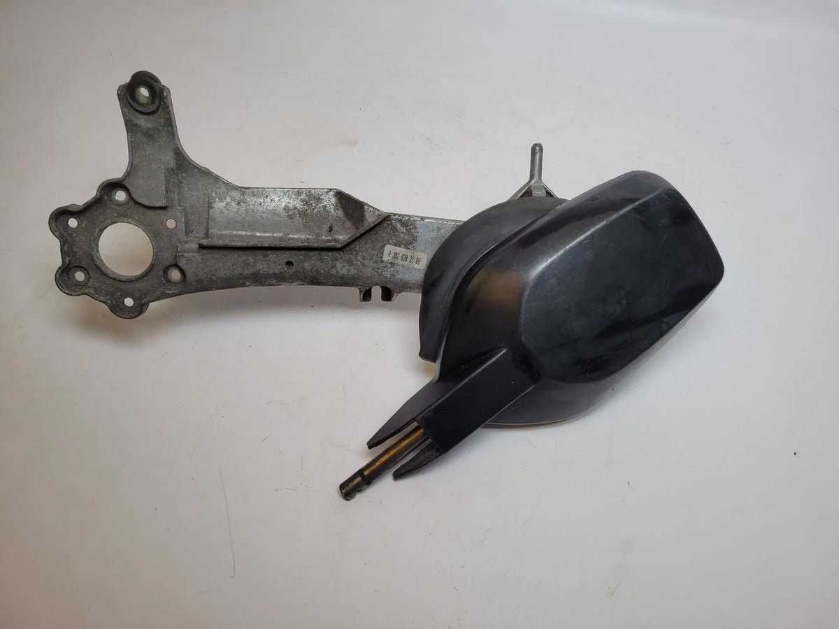 Original Mercedes-Benz C-Klasse Wischergestänge Wischermotor Vorne A2028202108