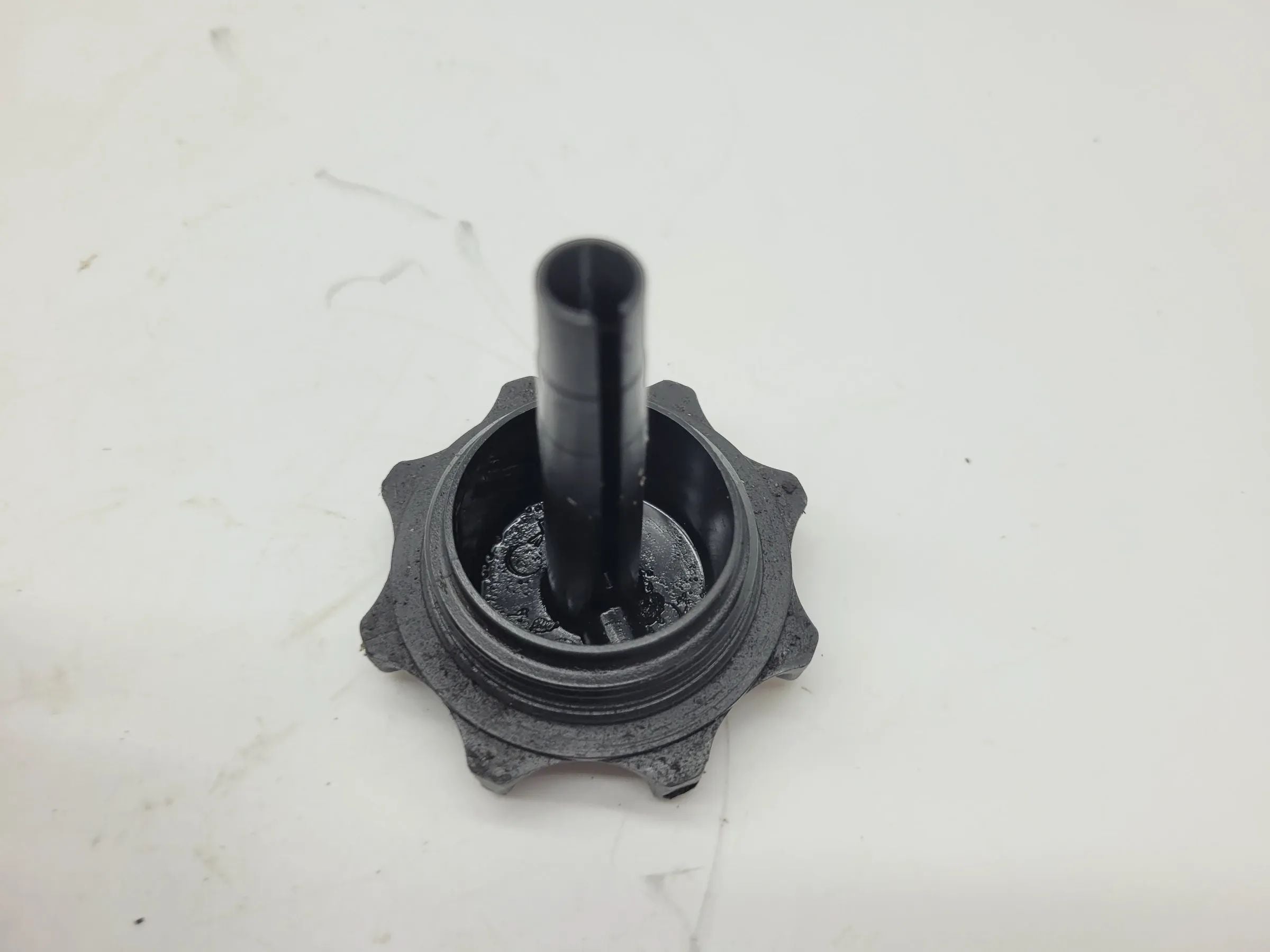 BMW E60 E87 E90 Verschlussdeckel Öleinfüllstutze Deckel Lenkung Pumpe 2122171
